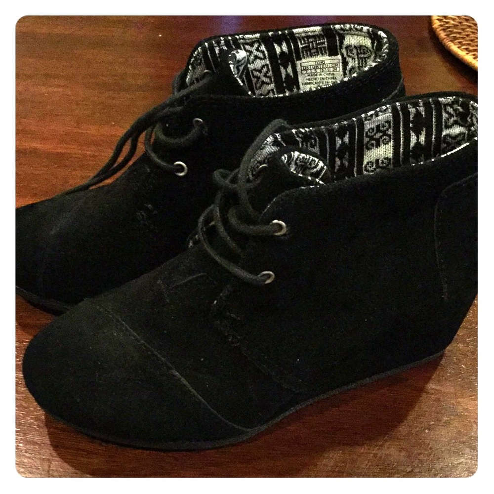 Black Toms wedges (women) size 7